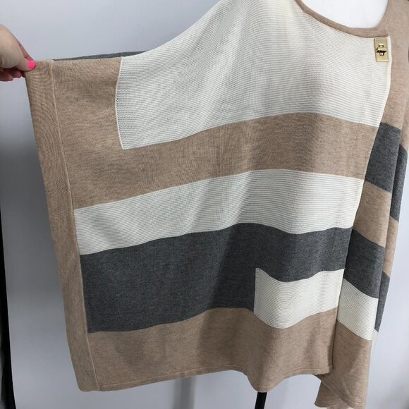 Calvin Klein Colorblock Poncho Creme grey  and Ivory neutral tones gold clasp OS - Picture 5 of 16
